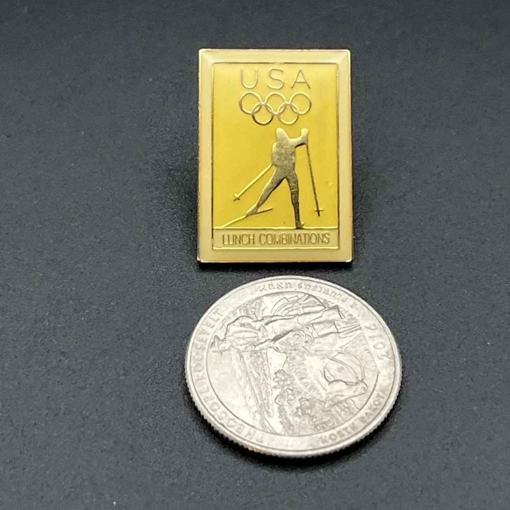 Vintage Olympic Games Team USA Lunch Combinations Sponsor Skiing Lapel‎ Hat Pin